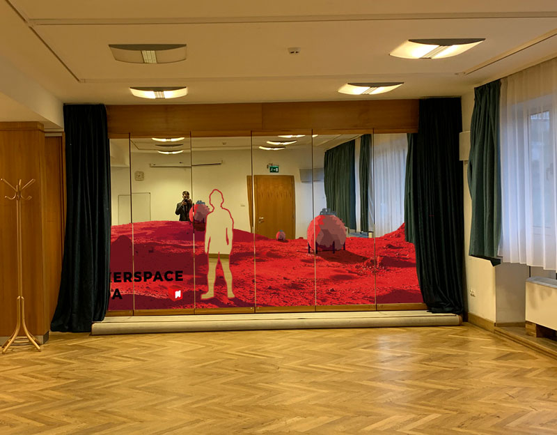 Egyedi fal-és tükörmatrica ( 303 cm x 210 cm és 408 cm x 210 cm) méretben